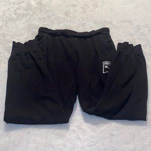 Boys medium black Puma sweatpants